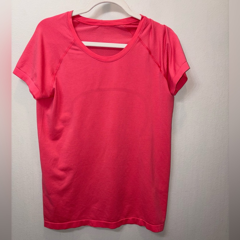 Lululemon Swiftly Tech Short Sleeve